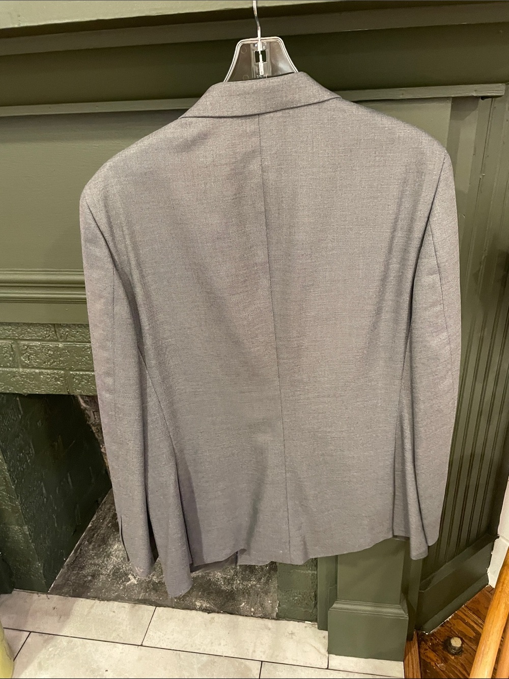 Banana Republic Men's Light Gray Single-Breasted Suit Jacket - Picture 2 of 9